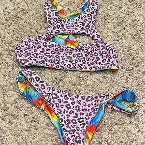 Moana reversible bikini set like new size medium